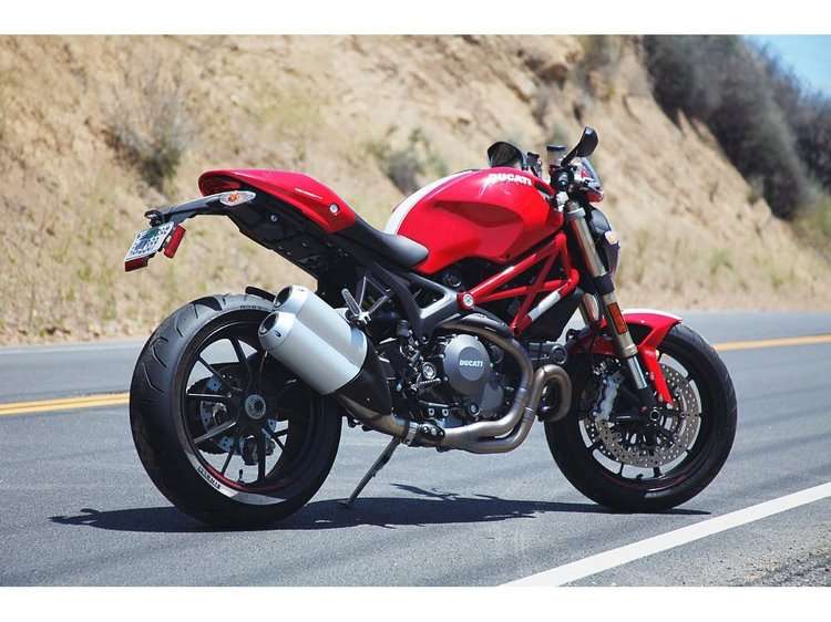 Обзор ducati monster 1100